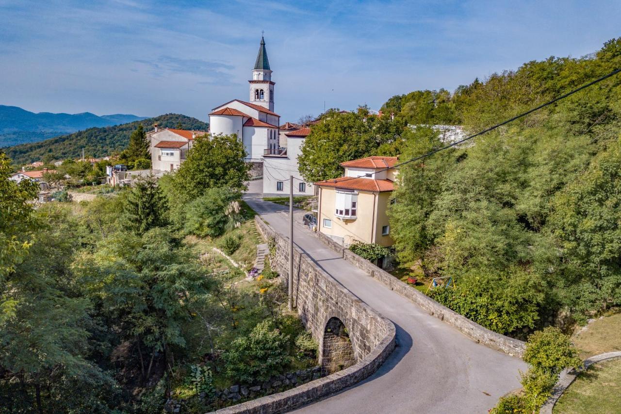 Apartamento Panorama Glamping Vipavska Dolina Dobravlje Exterior foto