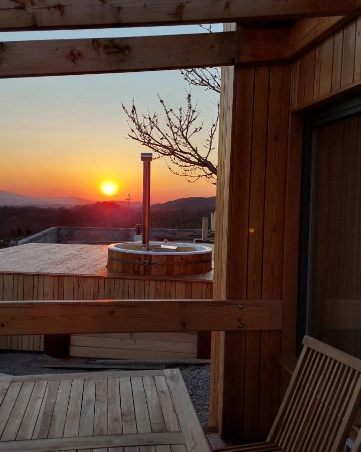 Apartamento Panorama Glamping Vipavska Dolina Dobravlje Exterior foto