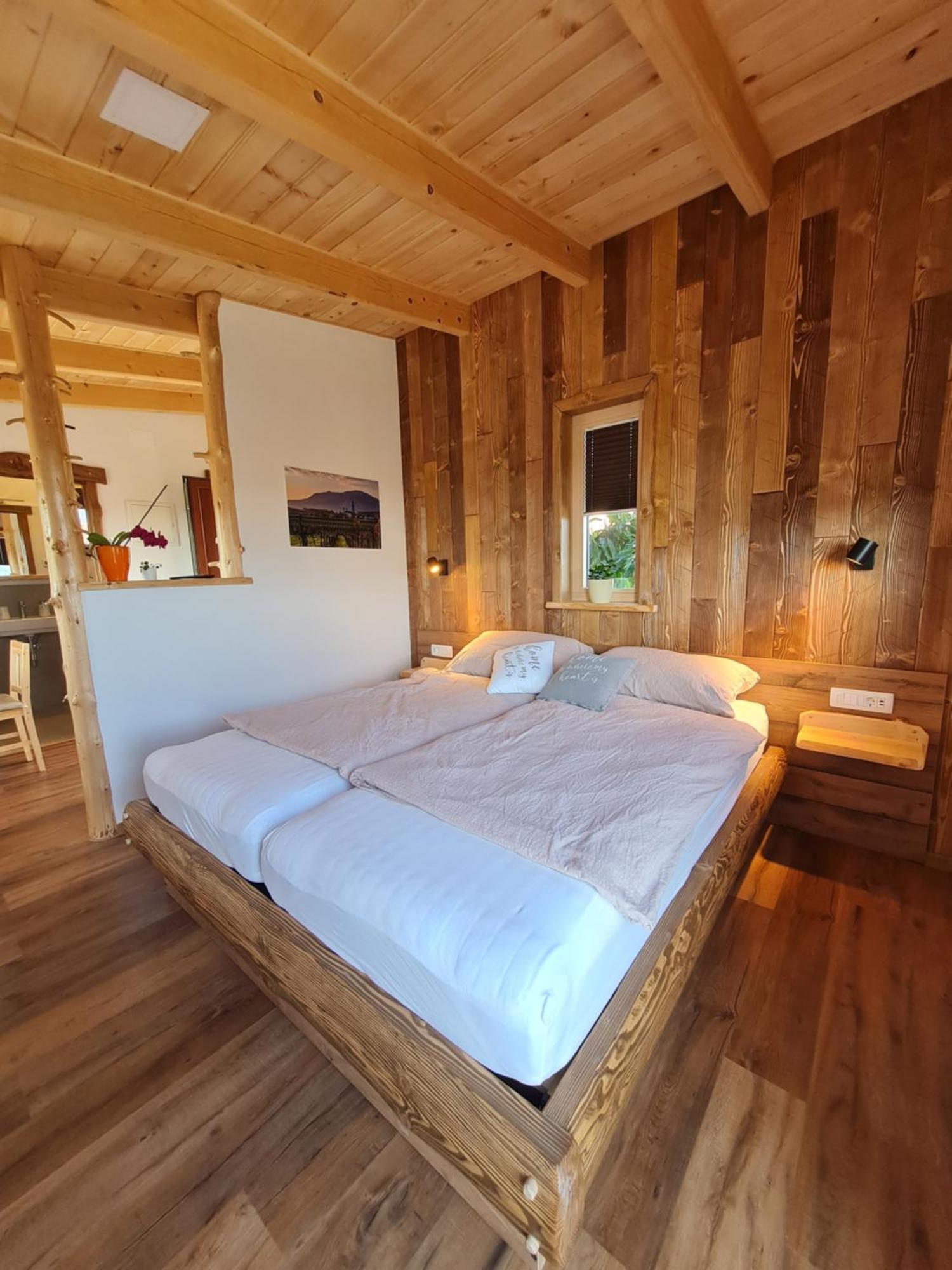 Apartamento Panorama Glamping Vipavska Dolina Dobravlje Exterior foto