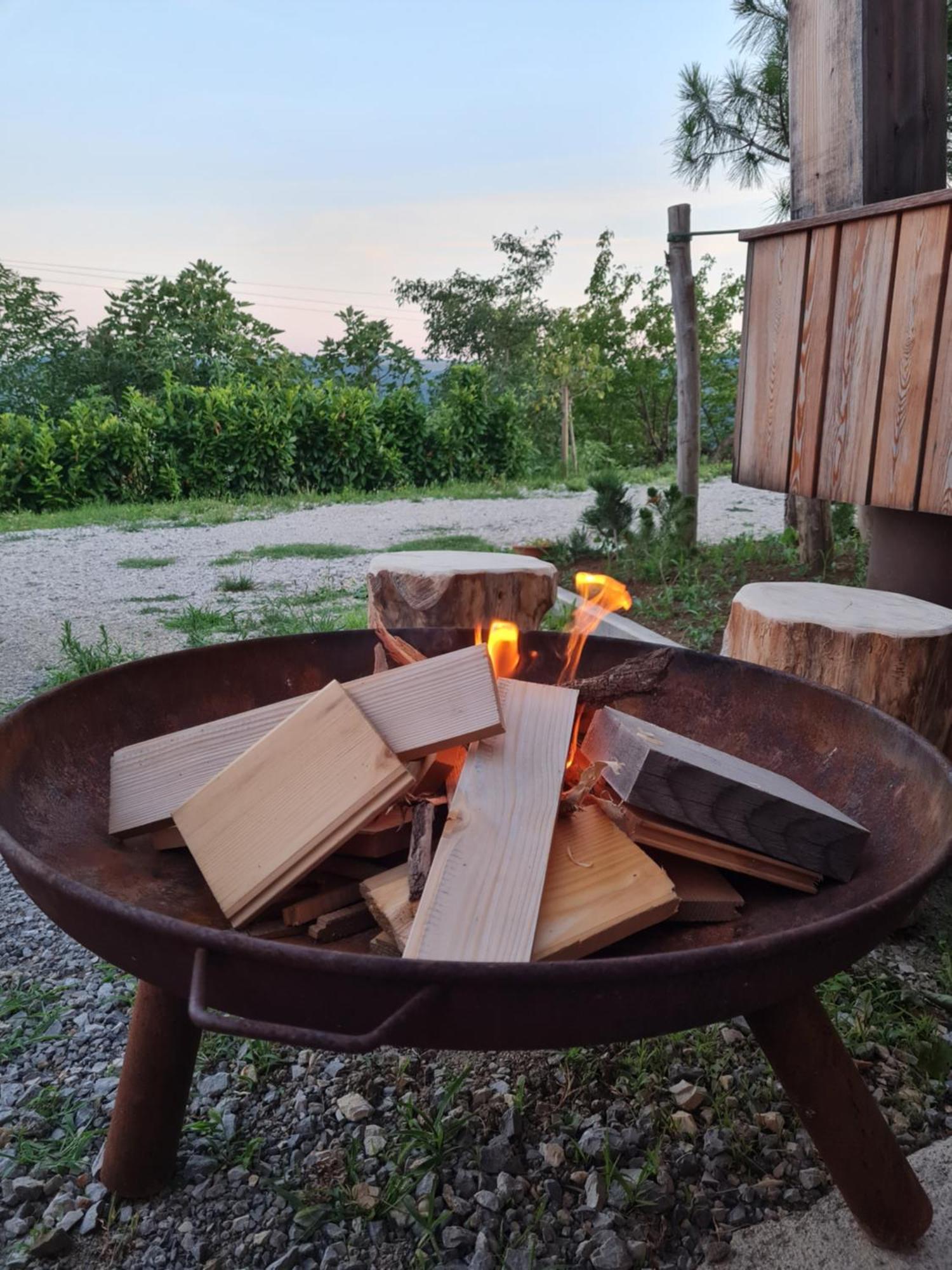 Apartamento Panorama Glamping Vipavska Dolina Dobravlje Exterior foto